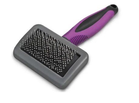 Пуходерка для животных с каплей Triol Стандарт (S 95х165 мм)