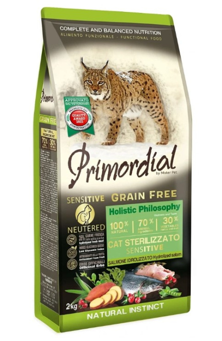 Сухой корм для стерилизованных кошек Primordial Cat Neutered Sensitive Adult Cat (лосось) (2 кг)