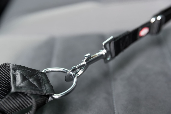 Автомобильный ремень безопаcности для собак TRIXIE ComfortDrive (XS-S, 30-45см/20мм)